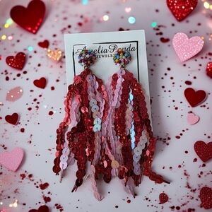 🩷Red and Pink Sequin Dangle Earrings❤️